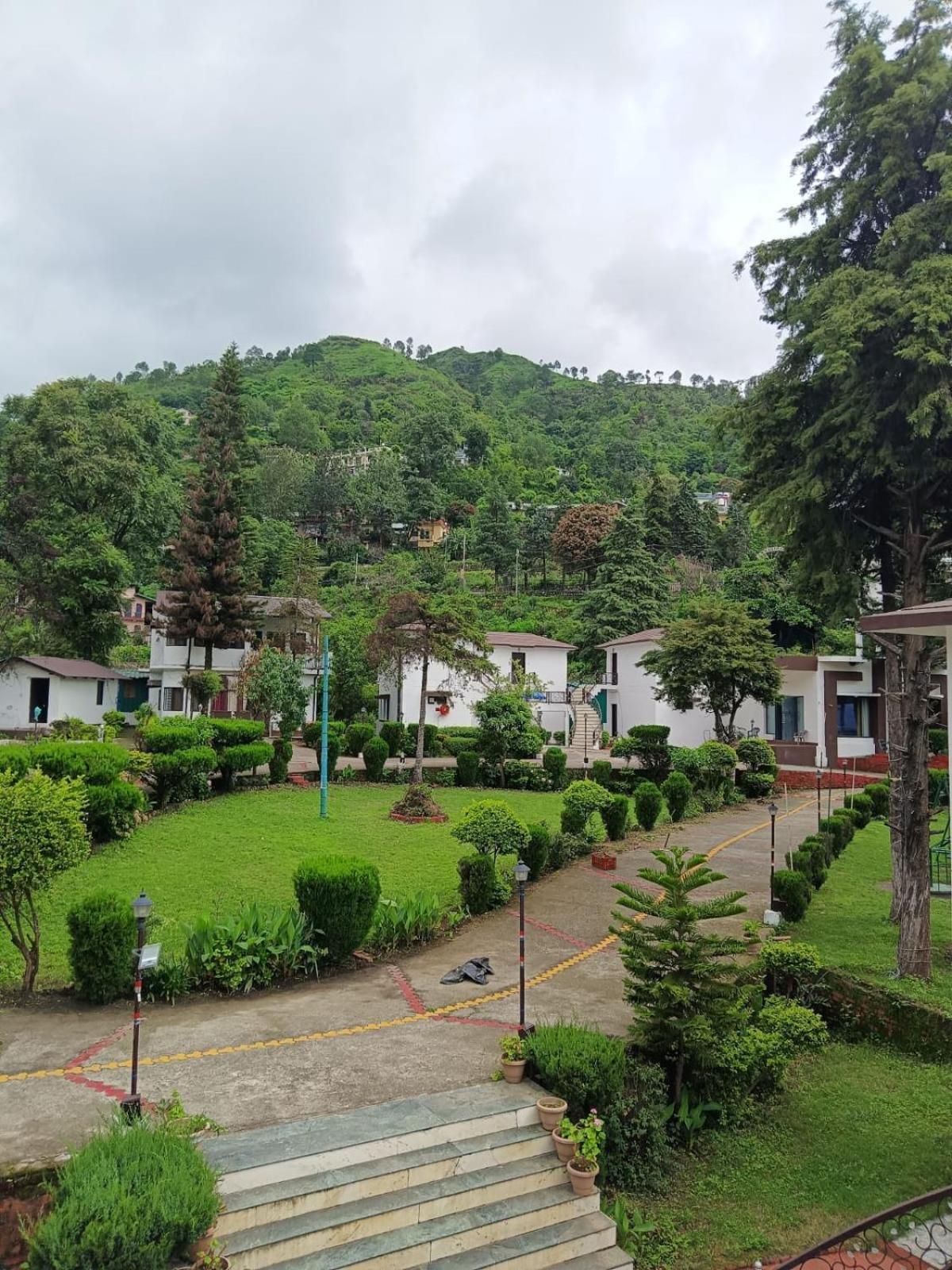 Shikha Resort Ewentbliz Bhīm Tāl Exterior foto